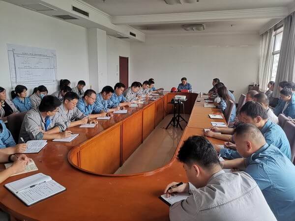 中科濮原公司召开“保生计，降本增效大会商”带头会