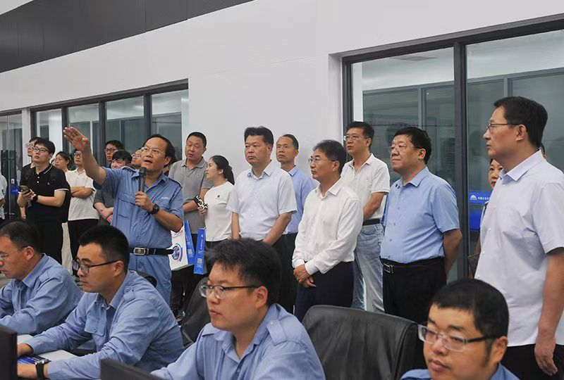河南省造作业数字化转型城市行观摩组走进尊龙凯时人生就是搏